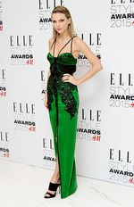 Taylor Swift Dinobatkan sebagai 'Woman of the Year'