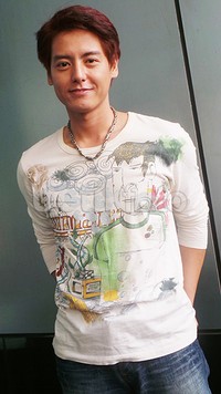 Ia mengaku kangen dengan dunia entertainmen yang membesarkan namanya.