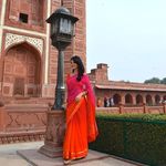 Berpose di Taj Mahal, Farah Quinn Cantik Bak Artis Bollywood