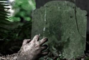 Tips Berkunjung ke Destinasi Angker
