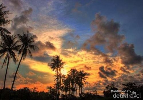 Apa Menariknya Tanjung Lesung Bagi Turis?