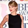 Taylor Swift Wow Bergaun Naga Menerawang Taylor Swift Wow Bergaun Naga Menerawang