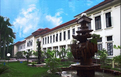 Di Bandung, Ini 4 Tempat yang Dipercaya Angker