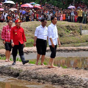 Di Depan Petani, Mentan: Perjalanan Dinas Rp 4,1 T Untuk Pertanian
