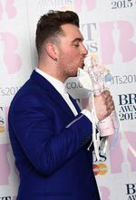 So Happy! Mereka Para Pemenang BRIT Awards 2015