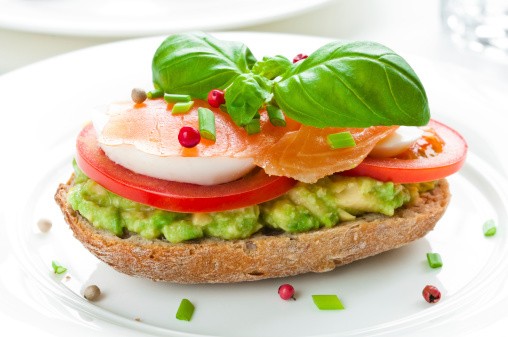 Roti Tawar Juga Enak Dimakan dengan Pisang dan Alpukat