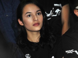 Video Mirip Buka Baju Beredar, Chelsea Islan Depresi?