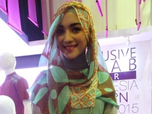 Citra Kirana Anggap Pakai Jilbab Tak Bikin Mati Gaya
