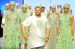 Peragaan Busana Ivan Gunawan di Indonesia Fashion Week