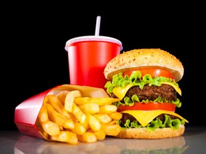 Gula Dalam Fast Food Membuat Kecanduan 8 Kali Lebih Besar dari Obat Terlarang