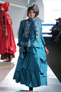 Anggia Handmade My Beautiful Sunrise. Fashion Parade Moslem Wear Next Level Purity. Indonesia Fashion Week 2015 at Jakarta Convention Center. Senayan. Jakarta. [Foto: Mohammad Abduh/Wolipop]