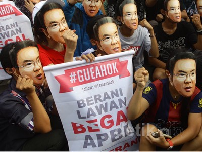 Aksi Dukung Ahok Lawan Begal APBD