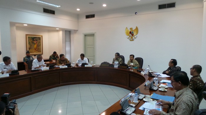 Jokowi Kumpulkan Menteri, Bahas Program Perumahan Rakyat
