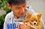 Fendy Chow dan Anjing Pomerania Kesayangannya