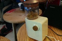 Alat yang digunakan untuk mengeringkan kopi. Cara kerja alat ini adalah dengan sistem penggunaan udara panas.