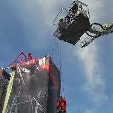 Walikota Risma Berhasrat Punya Mobil Pemadam Skylift 100 Meter