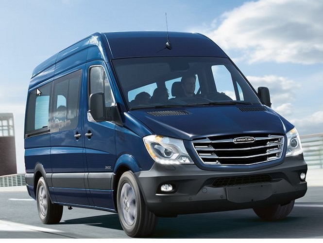Daimler Produksi Sprinter Terbaru di Amerika