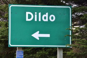 Sudah Tahu, Ada Kota Namanya Dildo?
