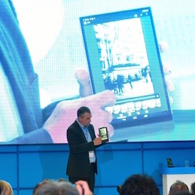 Intel Jor-joran Pamer Teknologi Baru di Barcelona