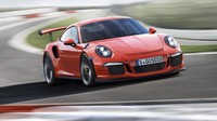 Tenaganya hadir dari mesin naturally aspirated flat-six yang baru dikembangkan. Mesin itu bisa memproduksi tenaga hingga 500 HP yang memungkinkan 911 GT3 RS berakselerasi dari 0-100 km/jam dalam 3,3 detik dan menempuh kecepatan tertinggi 322 km/jam. Pool/dok Porsche.
