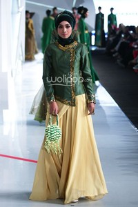 Rya Baraba Alit. Fashion Parade Moslem Wear Next Level Purity. Indonesia Fashion Week 2015 at Jakarta Convention Center. Senayan. Jakarta. [Foto: Mohammad Abduh/Wolipop]