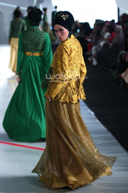 Rya Baraba Alit. Fashion Parade Moslem Wear Next Level Purity. Indonesia Fashion Week 2015 at Jakarta Convention Center. Senayan. Jakarta. [Foto: Mohammad Abduh/Wolipop]