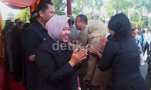 Kata Risma Soal E-Budgeting dan Dana Siluman DKI