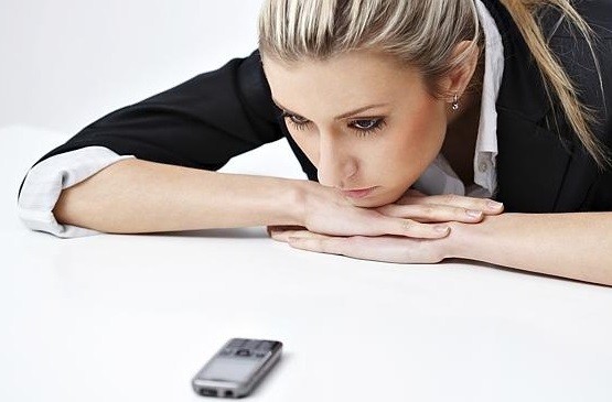 Pesawat Delay, Wanita Ini Digantung Selama 6 Jam