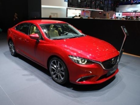 Mazda 6 Tampil Lebih Elegan di Jenewa