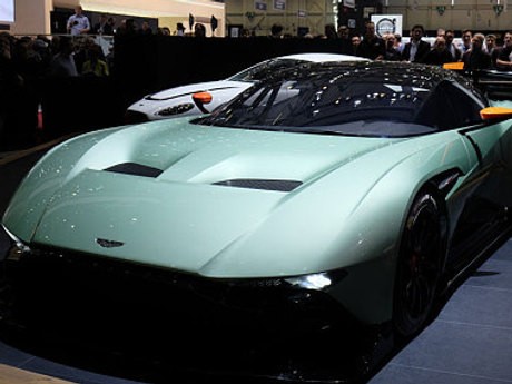 Aston Martin Mulai Fokus Bidik Konsumen Wanita