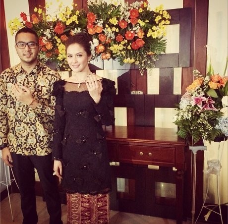 Revalina S Temat Dipersunting 15 Maret, Jupe dan Gaston Sudah Nikah di Bali?