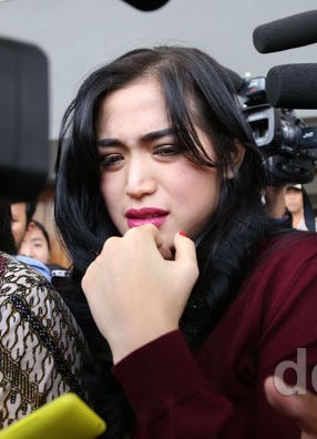 Akhirnya! Henri, Kakak Jessica Iskandar yang Jadi Saksi Kunci Hadir di Sidang