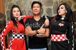 Andhika eks Kangen Band Diapit Duo Serigala