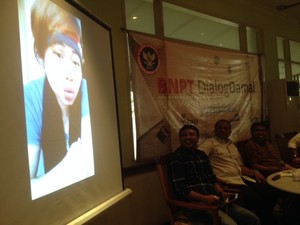 Lawan Teroris, BNPT Tunjukkan Video Parodi TKI Tantang ISIS dengan Santet