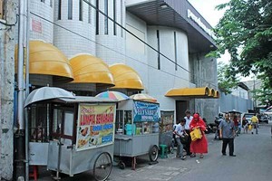 Cari Oleh-oleh yang Enak di Solo, Datanglah ke Orion Mandarijn