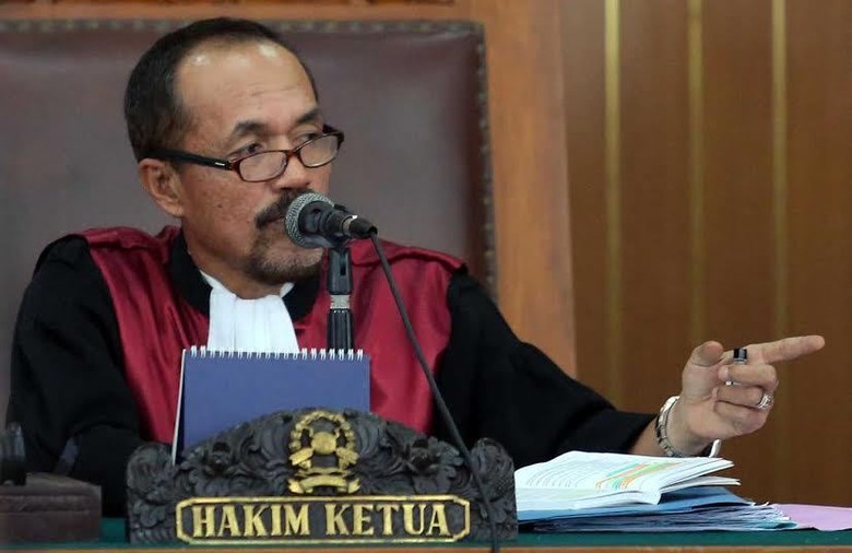 Hakim Sarpin Rizaldi: Saya Sudah Marah Ini Hakim Sarpin Rizaldi: Saya Sudah Marah Ini