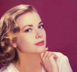 Alis dari Masa ke Masa, Dilukis dengan Karbon Hingga ala Grace Kelly
