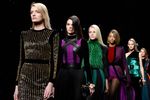 Kendall Jenner Wow di Paris Fashion Week