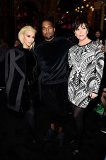 Rambut Kim Kardashian Kini Pirang, Yay or Nay?