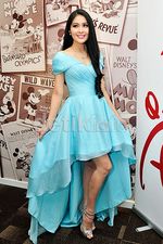 Cantiknya Sandra Dewi Tampil Bak Cinderella