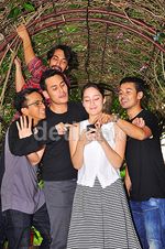 Tatjana Saphira Diapit 4 Cowok Keren 'Negeri Van Oranje'