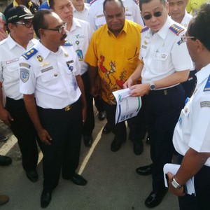 Wali Kota Sambut Baik Rencana Menhub Jonan Bangun Bandara di Sorong