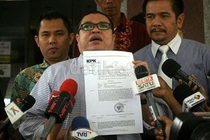 Mandra Cs Ditahan, Kenapa Pengacara BG yang Sudah Terpidana Masih Bebas?