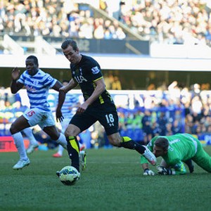 Kane Dua Gol, Spurs Tundukkan QPR