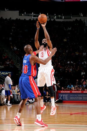 Triple-Double Harden Lambungkan Rockets