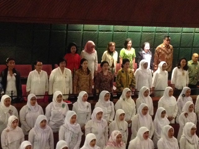 Ibu Negara Iriana dan Menteri Yohana Absen Dengarkan Mega Pidato di TIM