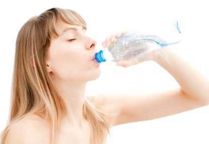 Minum Banyak Air Usai Olahraga Berat, Risikonya Mati Mendadak