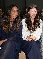 Gaya Simpel Lorde di Paris Fashion Week