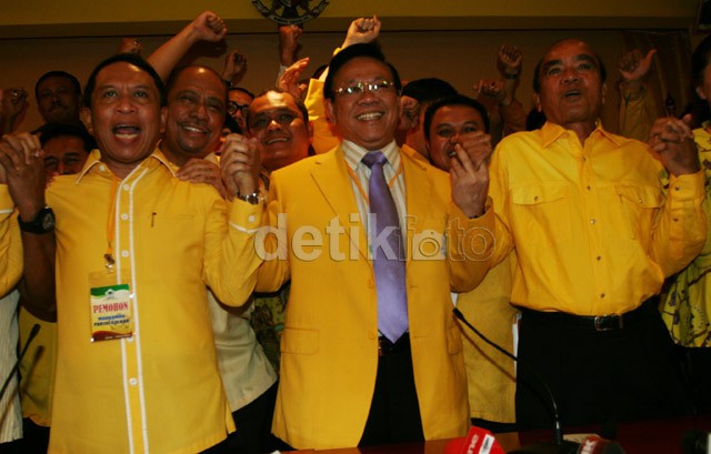 Agung Laksono: Tak Lagi Terikat KMP, Golkar Kini Bebas