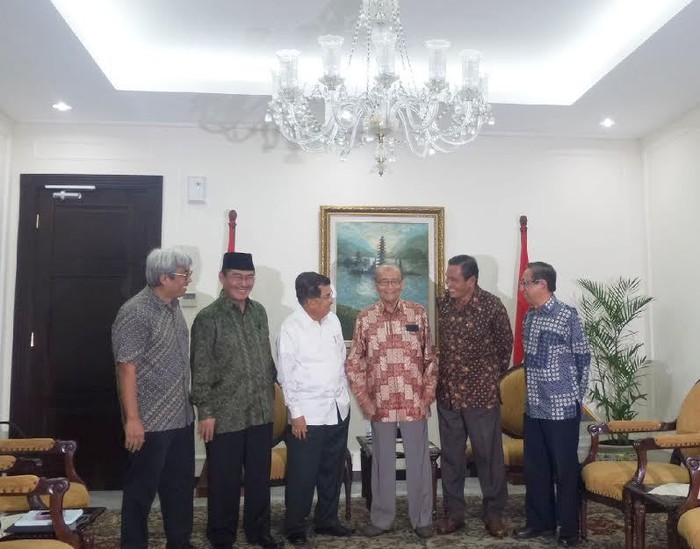 Saat Para Tokoh Tim 9 Diskusi Sengit dengan Saudagar JK